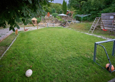 Spielplatz vor dem Gasthaus 2 1