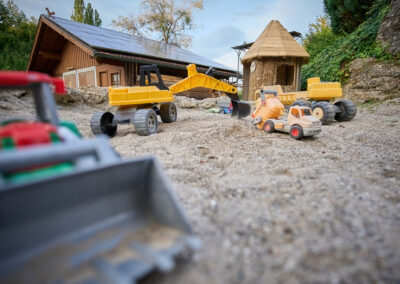 Spielplatz vor dem Gasthaus 7 1